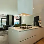 Stayci Serviced Apartments Westeinde