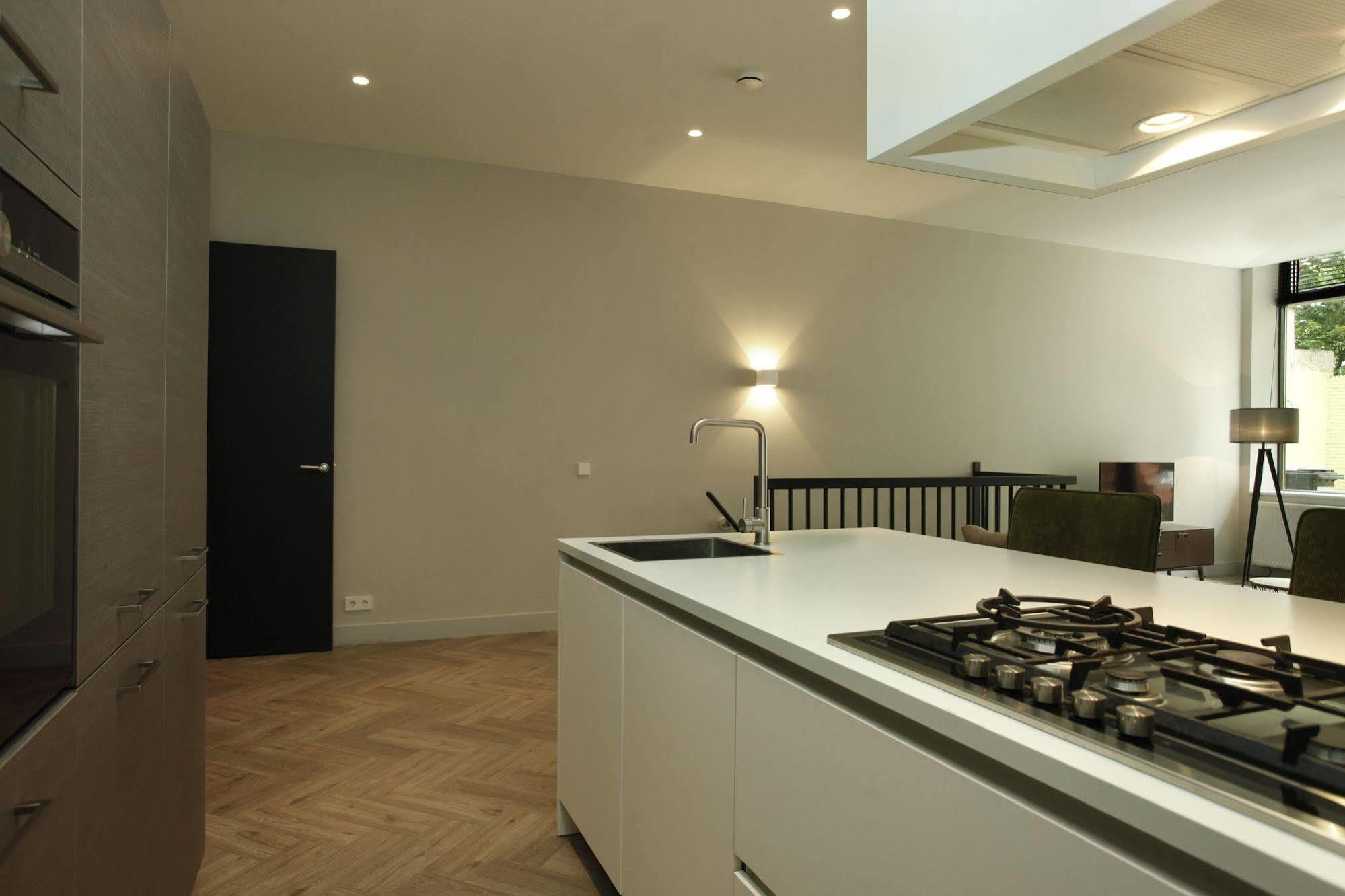 Stayci Serviced Westeinde * Den Haag